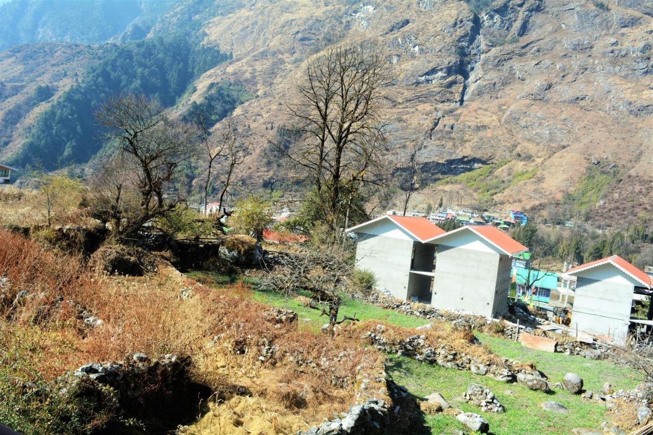 Отель Rufina Lachung De'Crown Экстерьер фото